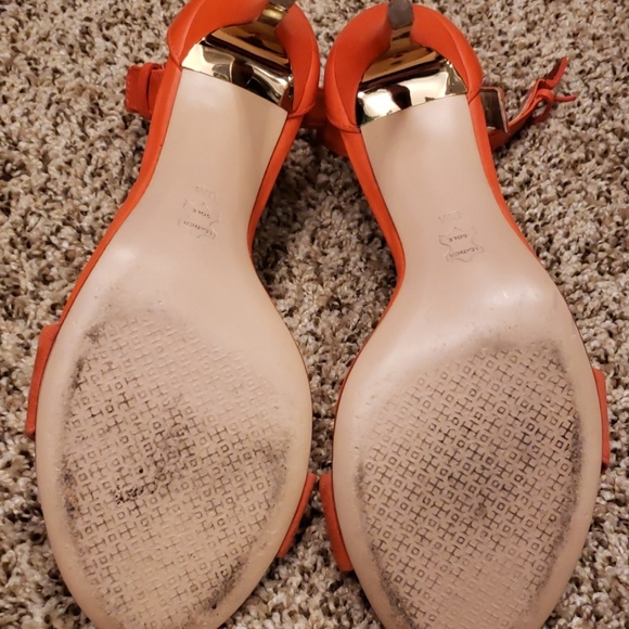 Womens Tory Burch sandals - Picture 5 of 6